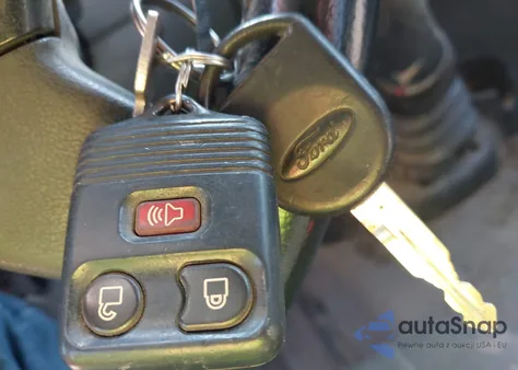 2011 Ford Ranger Xlt from USA, damaged, VIN 1FTLR4FE2BPA41799